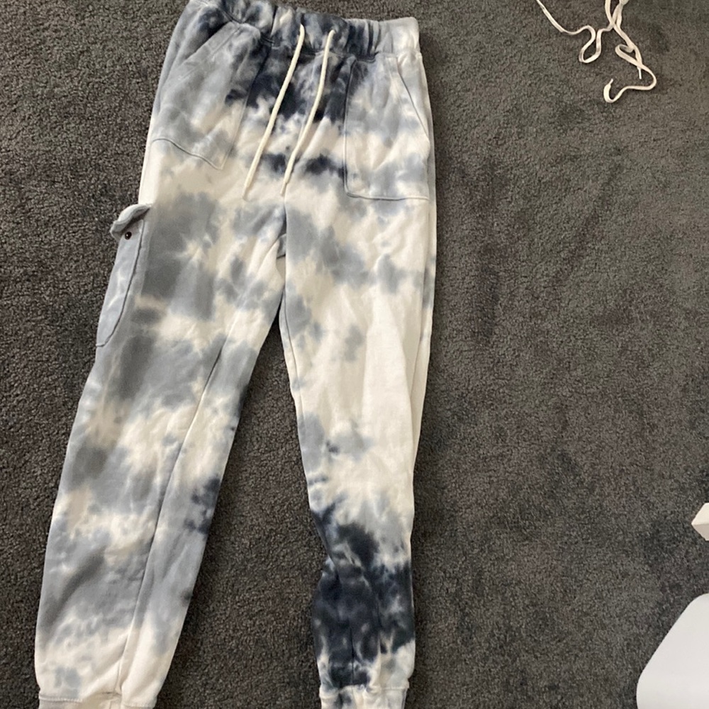 Blue camo and white sweatpants, medium, brand-Dari